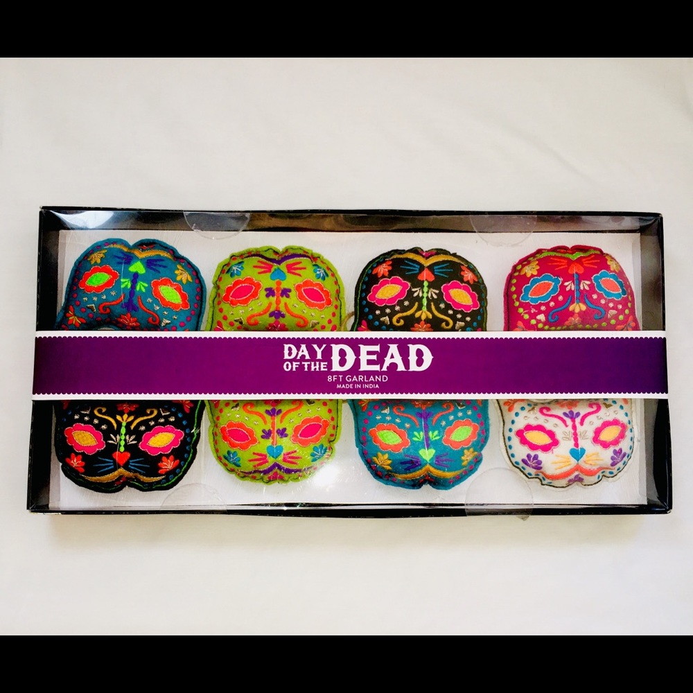 😻SUGAR SKULL CAT GARLAND DAY OF THE DEAD